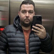 Фотография мужчины Gabriel, 32 года из г. Brașov
