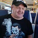 Максим, 42 года