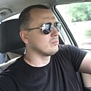 Саша, 28 лет