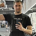 Саша, 32 года