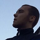 Артур, 25 лет