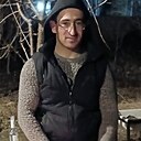 Сако, 33 года