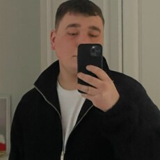 Фотография мужчины Виталий, 19 лет из г. Нижний Новгород