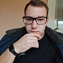 Артем, 24 года