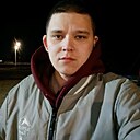 Илья, 22 года