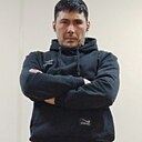R T, 37 лет