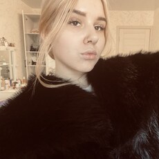 Фотография девушки Полина, 18 лет из г. Мурманск