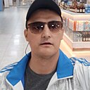 Es, 43 года