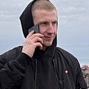 Максим, 23 года