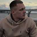 Макс, 24 года