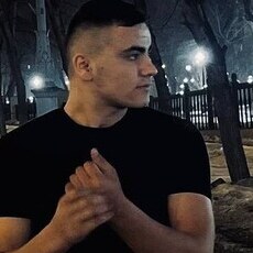 Фотография мужчины Дониёр, 19 лет из г. Магнитогорск