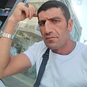 Лев, 35 лет