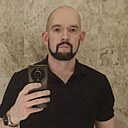 Макс, 32 года