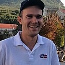 Денис, 24 года