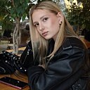Полина, 18 лет