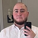 Артём, 23 года