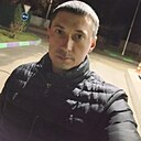 Илья, 32 года