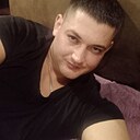 Макс, 34 года