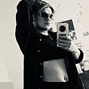 No Name, 34 года