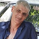 Юрий, 47 лет