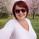 Lady Cherry, 54 года