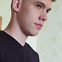 Данияр, 22 года