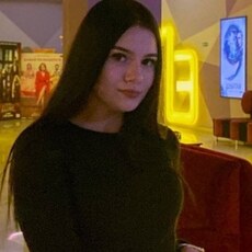 Фотография девушки Алина, 28 лет из г. Санкт-Петербург