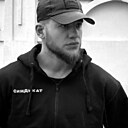 Артур, 25 лет