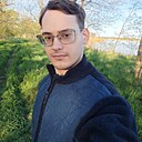 Валера, 24 года