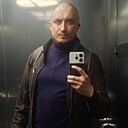 Nik Ita, 43 года