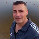 Sirius, 42 года