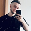 Денис, 23 года