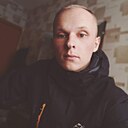 Денис, 33 года