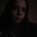 Полина, 22 года