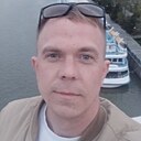 Денис, 33 года