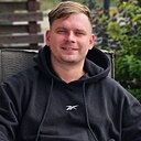 Макс, 32 года