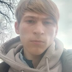Фотография мужчины Кирилл, 18 лет из г. Новокубанск
