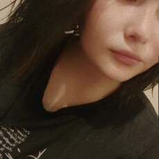 Фотография девушки Lia, 21 год из г. Сургут