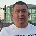 Leksus, 44 года