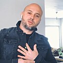 Hiden, 40 лет