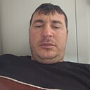 Бек Бек, 40 лет
