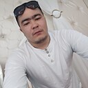 Nur, 32 года
