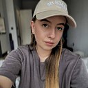 Ev, 24 года