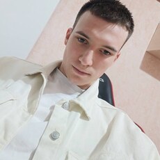 Фотография мужчины Дмитрий, 21 год из г. Сергиев Посад