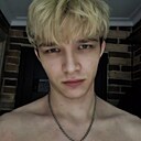 Владислав, 19 лет