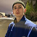 Илья, 22 года