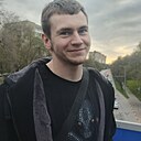 Максим, 24 года