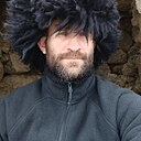 As, 32 года