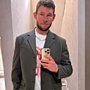 Лёша, 33 года