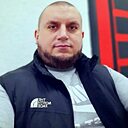 Vik, 34 года